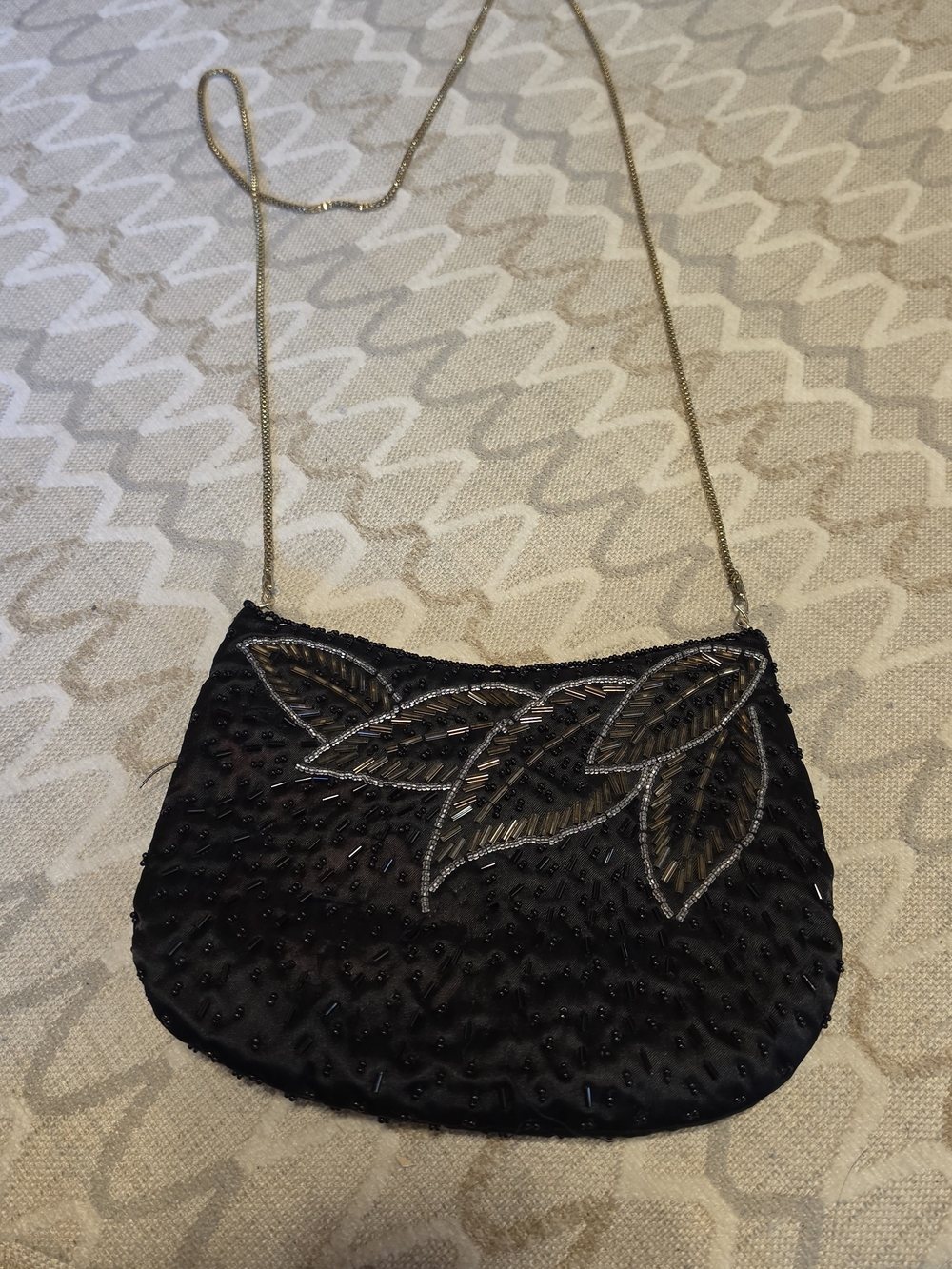 Vintage La Regale Black Beaded Evening Bag Crossbody Clutch Leaf Pattern 1980s